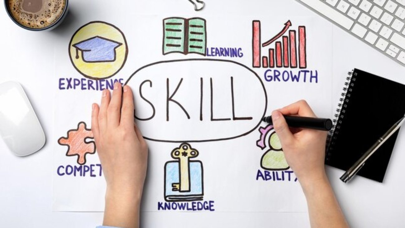 [fpdl.in] woman with business trainer infographic paper skill elements concept 495423 59704 normal